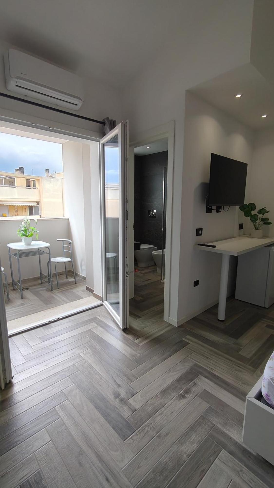 Stanza Idromassaggio 2 Otel Quartu SantʼElena Dış mekan fotoğraf